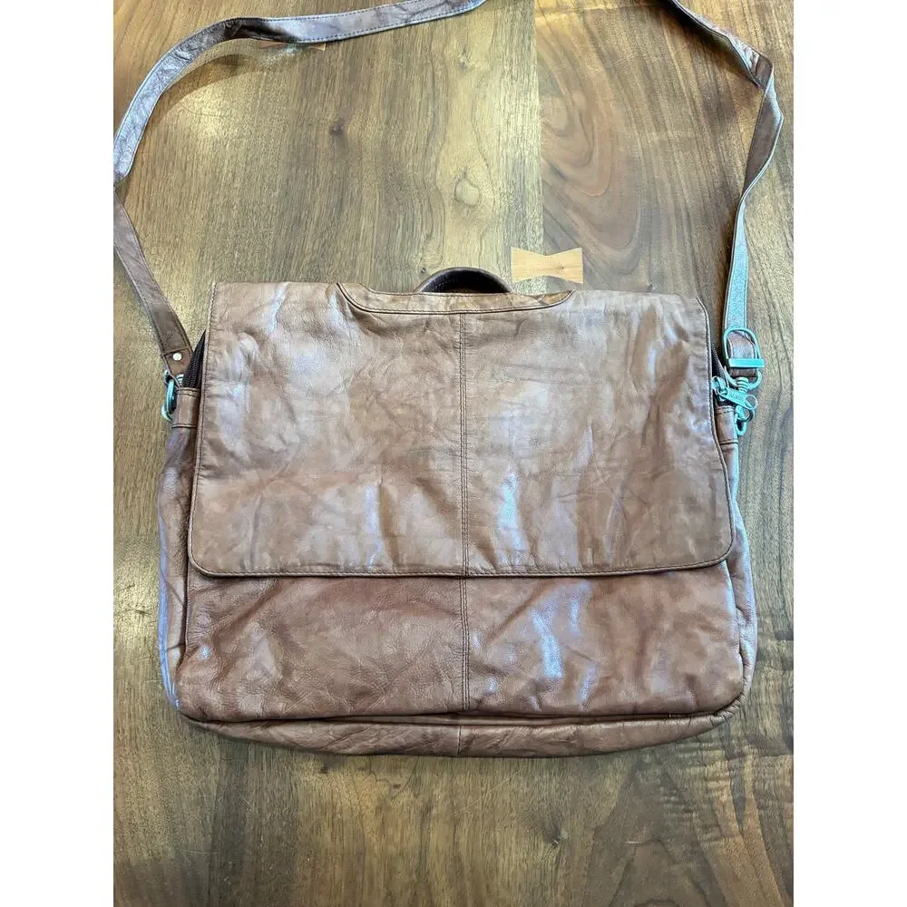 Genuine‎ Leather brown messenger bag office tote briefcase very soft leather